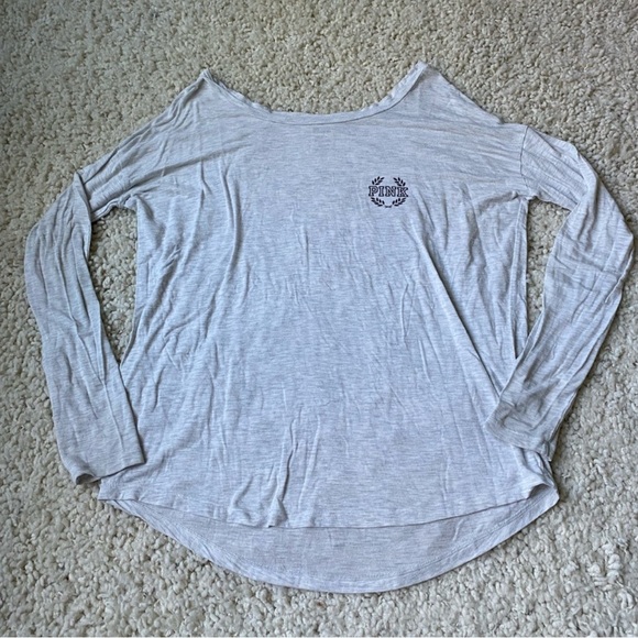 PINK Victoria’s Secret Tops Bundle - Picture 4 of 4